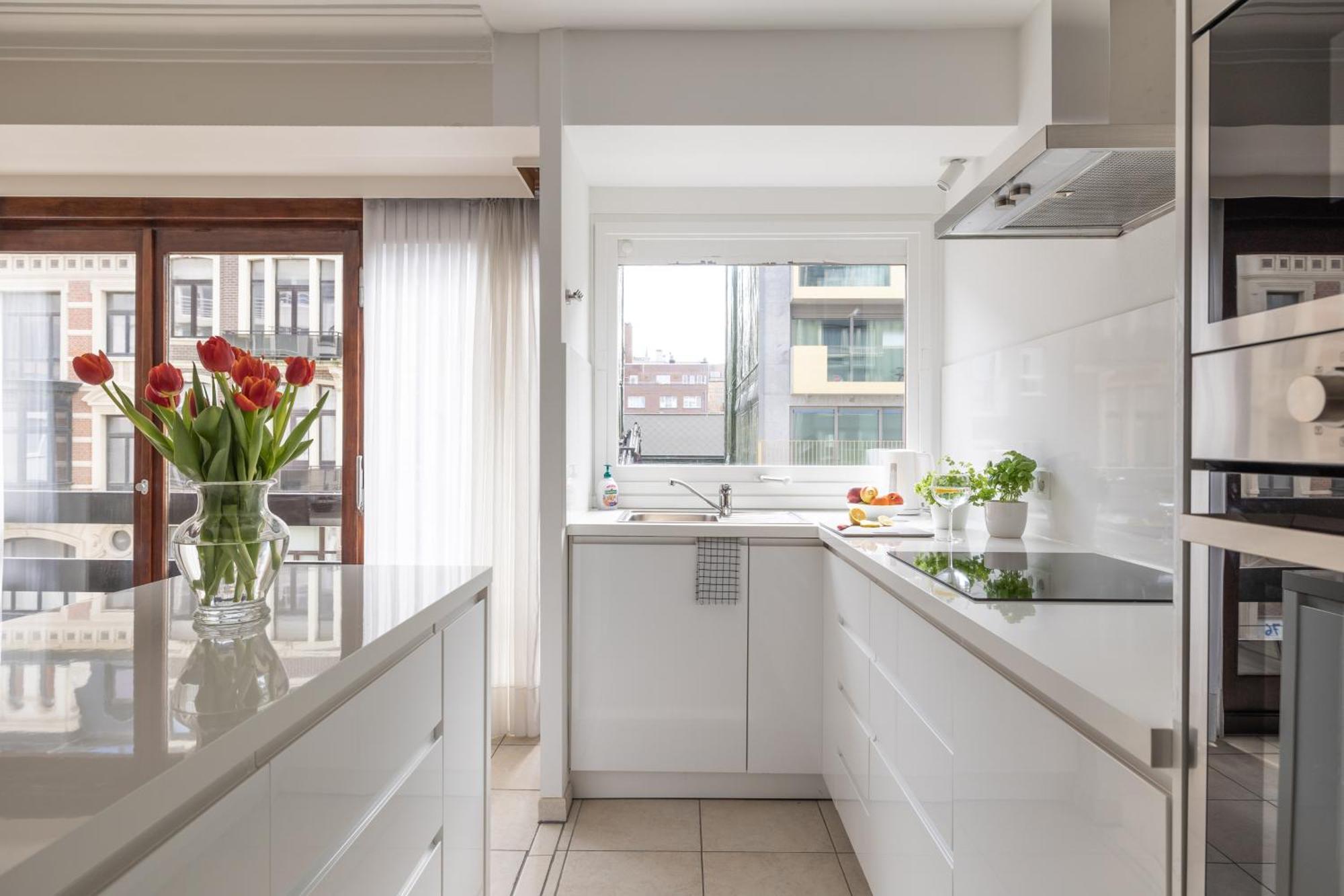 Weloveoostende - Newly Renovated Large 150m From The - Including Bed Sheets And Final Clea-ning Apartment Ostende