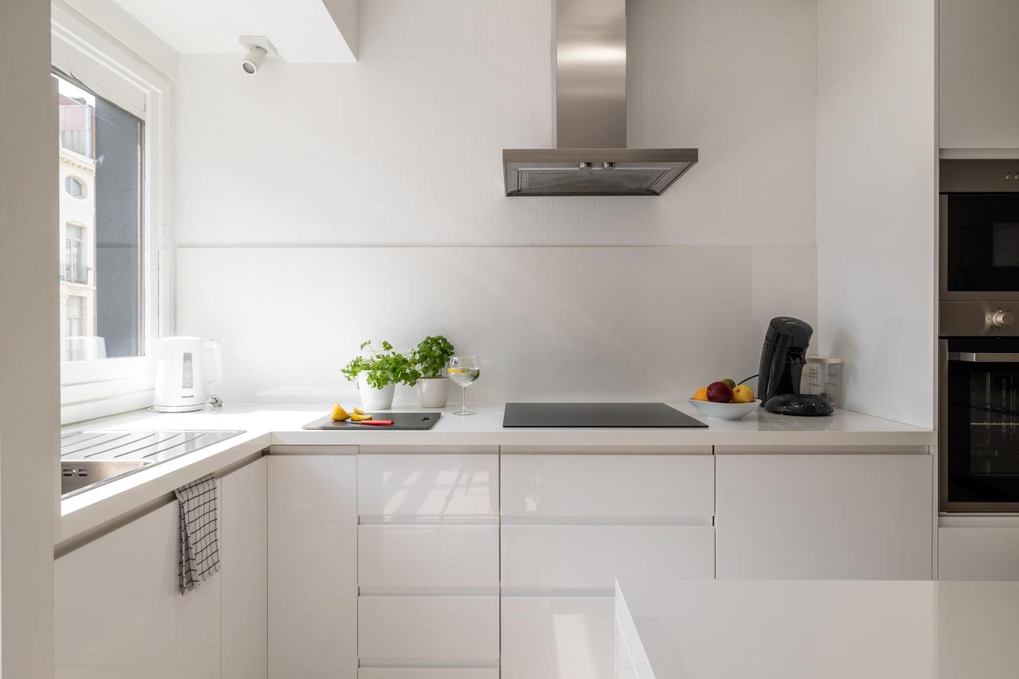 Weloveoostende - Newly Renovated Large 150m From The - Including Bed Sheets And Final Clea-ning Apartment *
