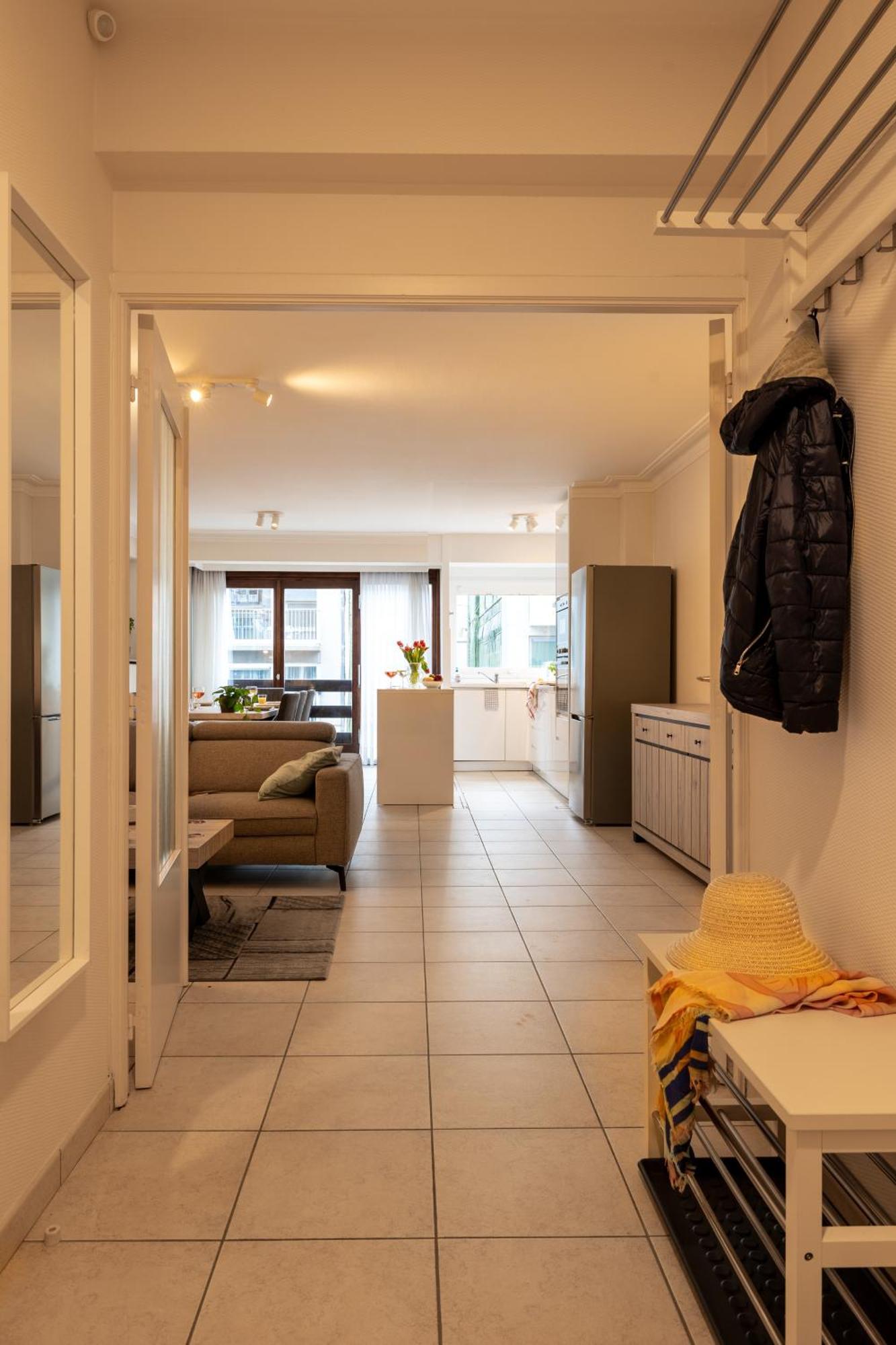 Weloveoostende - Newly Renovated Large 150m From The - Including Bed Sheets And Final Clea-ning