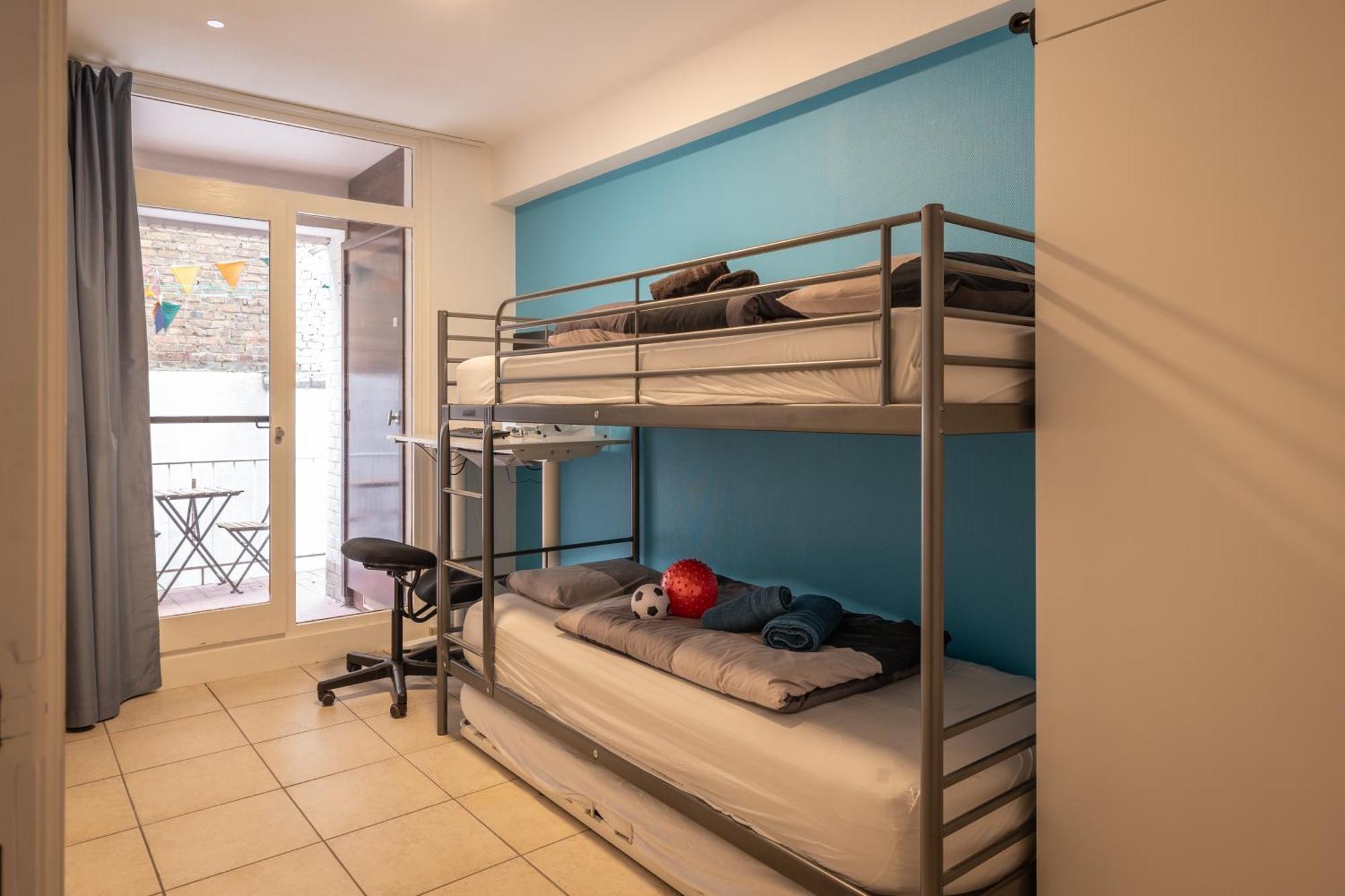 Weloveoostende - Newly Renovated Large 150m From The - Including Bed Sheets And Final Clea-ning Ostende